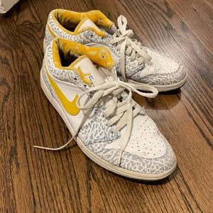 Nike Jordan ones